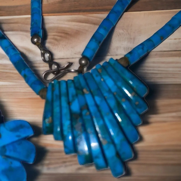 Vintage Blue Necklace Set - Picture 2 of 5